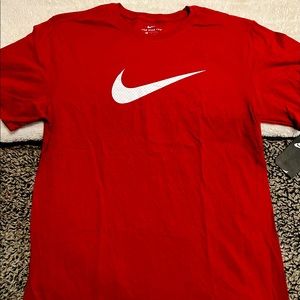 Nike T-shirt
